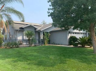 1258 Brent Rd, Dinuba, CA 93618