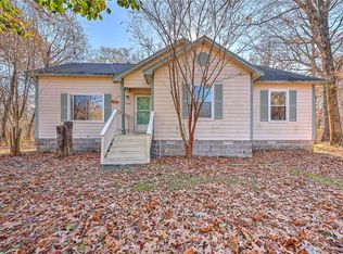 14987 Jetter Rd, Siloam Springs, AR 72761