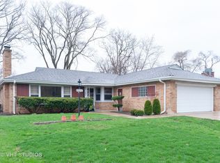 4735 Bobolink Ter, Skokie, IL 60076