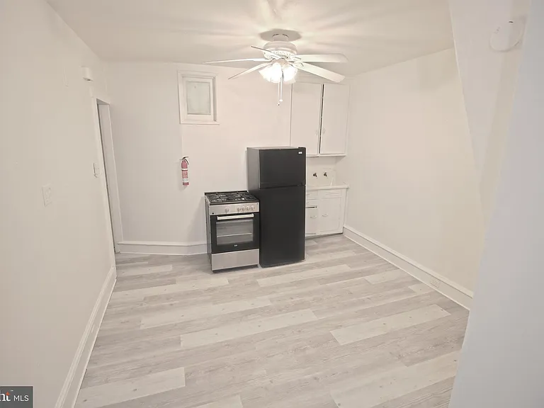 1016 N 11th St #3 — Photo 3