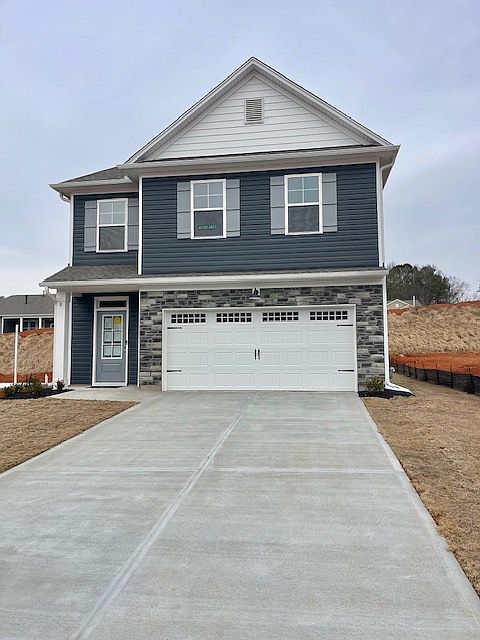 1st image of 8 Gateway Dr