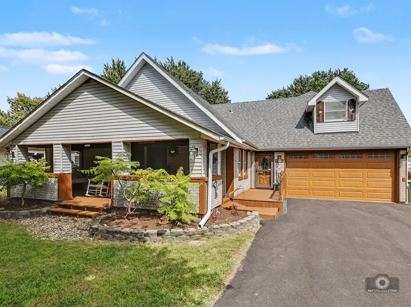 1457 Nova Rd, Sandwich, IL 60548