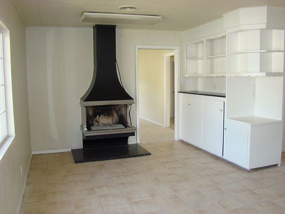 Fireplace/Dining Room