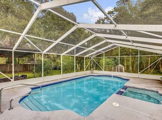 2425 Peach Dr, Jacksonville, FL 32246