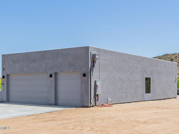 4th image of 1107 E MAGELLAN Drive