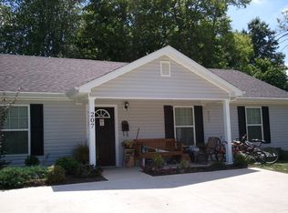 207 Washington Ave, Berea, KY 40403
