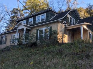 120 Alpine Dr, Rossville, GA