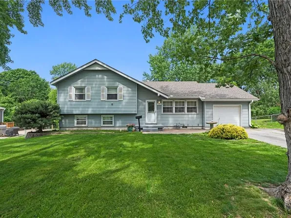 6202 N Euclid Ave, Kansas City, MO 64118