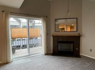 1926 Fairview Ave E APT 306, Seattle, WA 98102