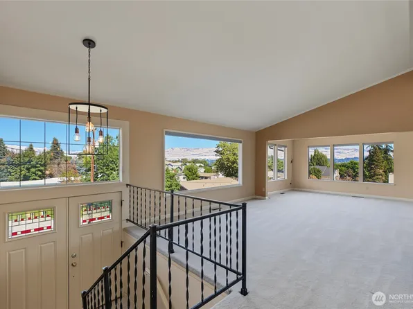 1617 Carson Lane, Wenatchee, WA 98801