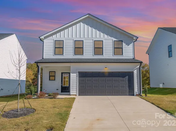 109 Silverwood Ct, Mooresville, NC 28115