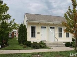 3436 Woolen Mill St, Saint Charles, MO 63301