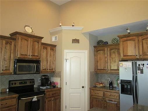 4th image of 1607 Sophie Dr