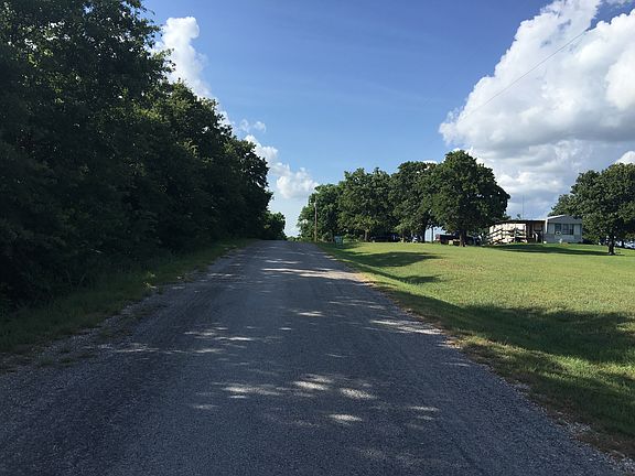 3rd image of 24763 N County Road 3180
