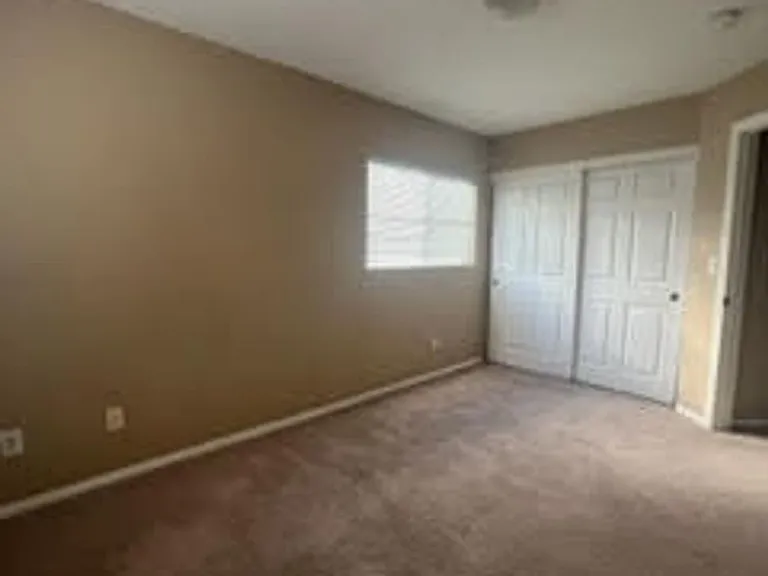 10784 Royal Jasmine Ln — Photo 16