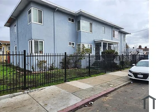8910 Plymouth St #8906 — Photo 2