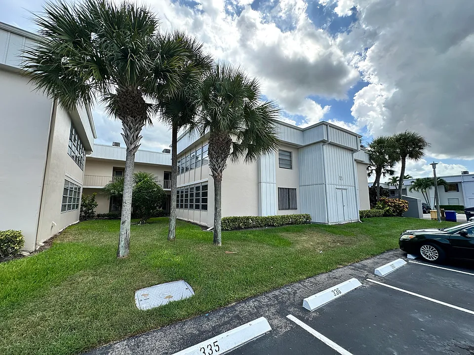 123 Capri Way #C