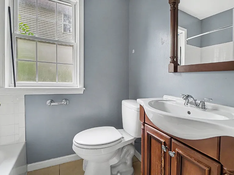 15504 Leona Dr — Photo 15