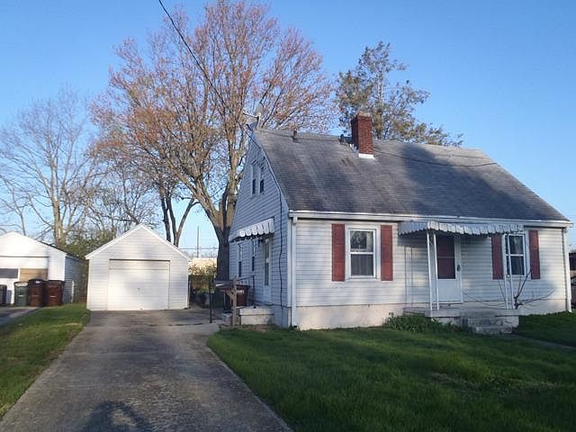 1st image of 804 Richardson Dr