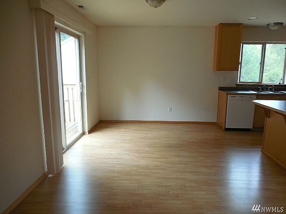 3rd image of 50 E Carrie Ann Ln