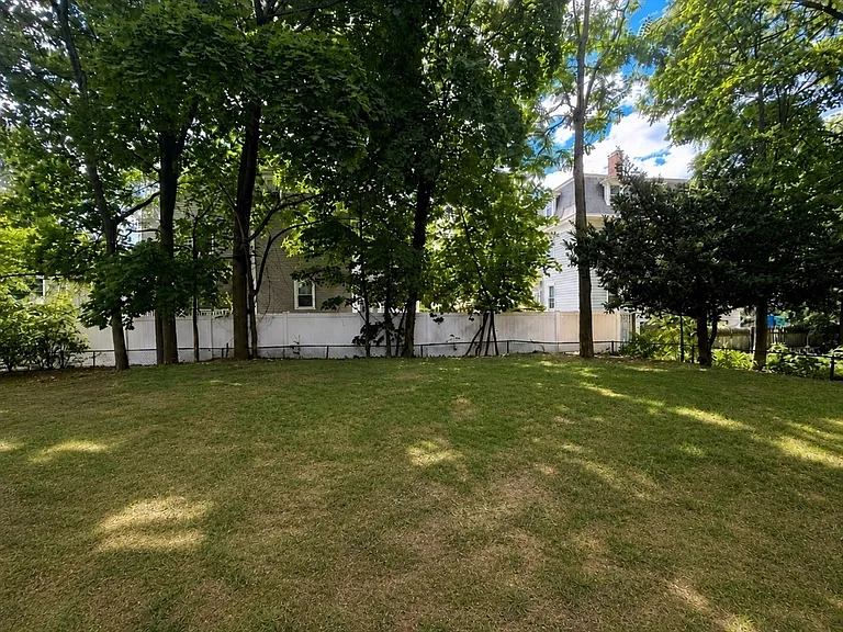 4 Baldwin St #4 — Photo 16