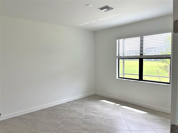5th image of 14065 Winding Cedar Way