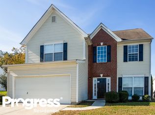 2135 Southwind Dr, Charlotte, NC 28216