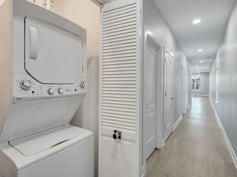 6418 S Champlain Ave #2 — Photo 8