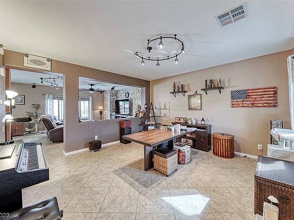 5th image of 1156 Kingston Hills Ct