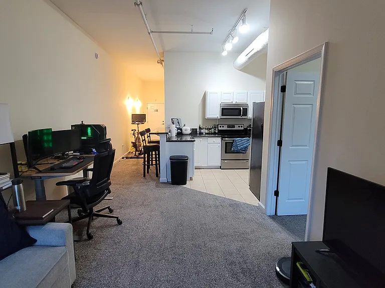 221 Glen St. — Photo 12