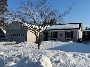 9 Mystic Ave, Riverside, RI 02915