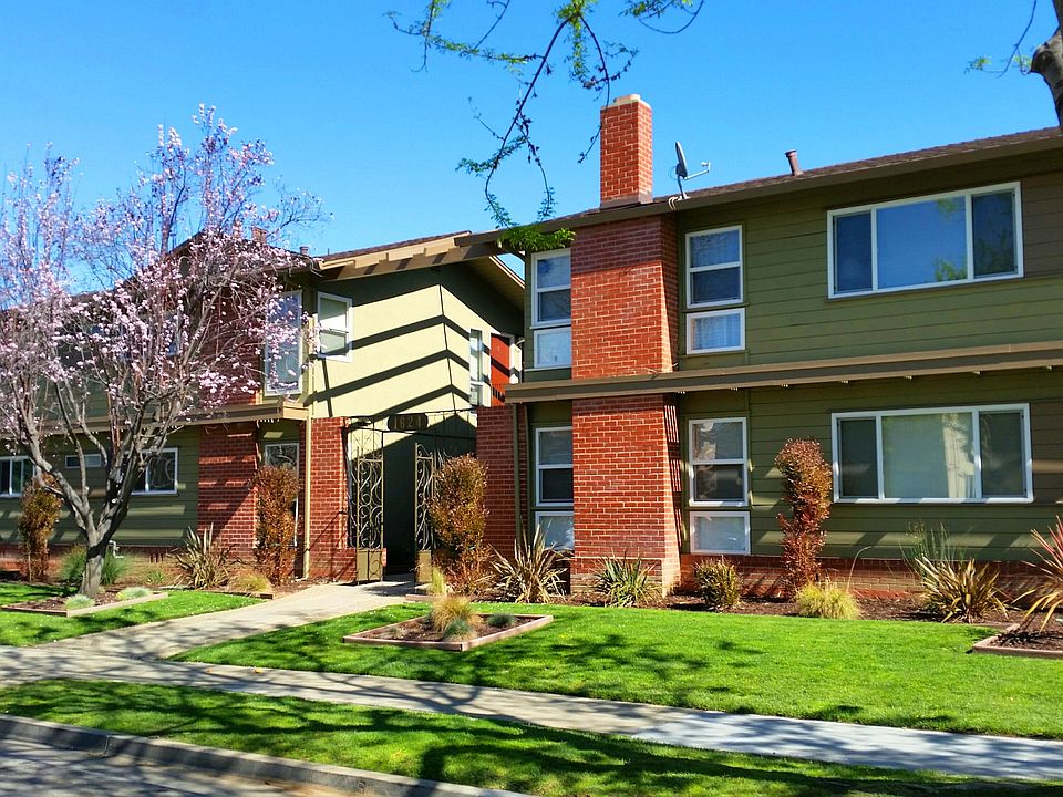 1st image of 1624 Ontario Dr APT 8