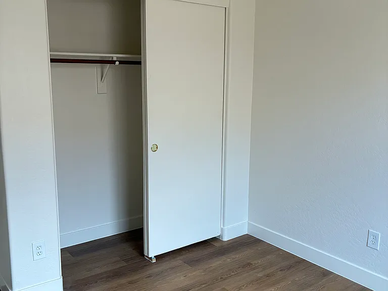 3892 S Tower Ave — Photo 17