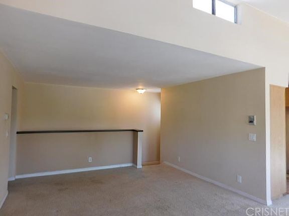 5th image of 27061 Crossglade Ave Unit 7