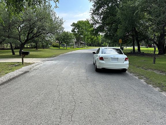 5th image of 3904 Arroyo Dr