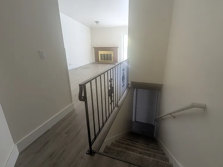 5750 S Dynasty Oaks Cir W — Photo 8