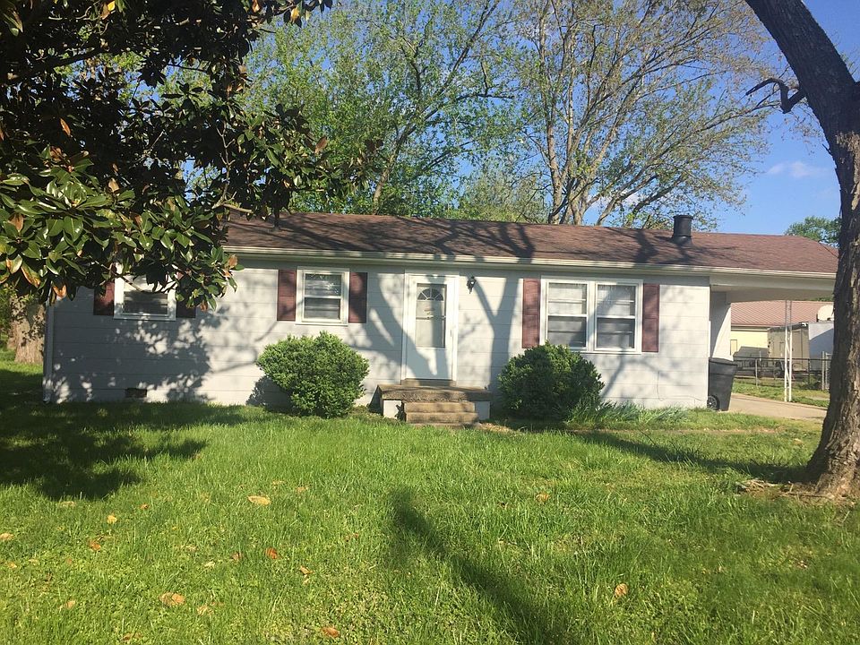 1st image of 903 S Baird Ln