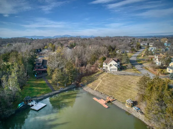 66 Castle Point, Athens, NY 12015