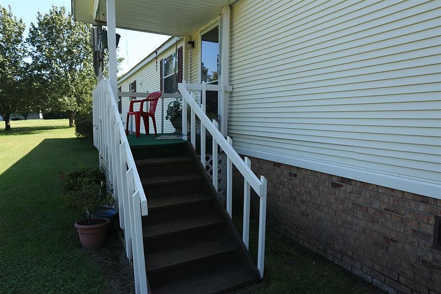 2nd image of 148 Woodwinds Dr