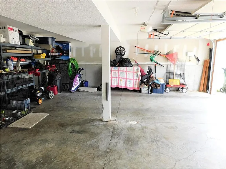 1501 Stoneybrooke Dr — Photo 29