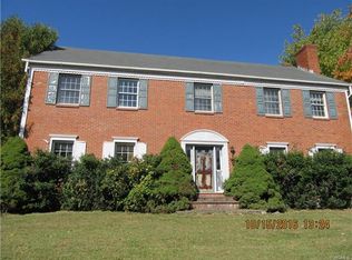 1055 Ridgebury Rd, New Hampton, NY 10958