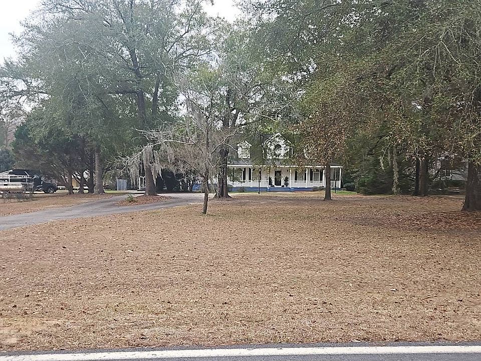 1st image of 105 N Cedar Creek Rd