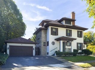 35 Hoyt Pl, Rochester, NY 14610