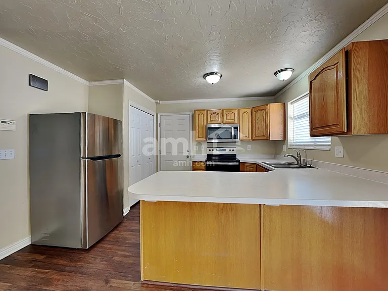 1188 W 1420 N — Photo 3