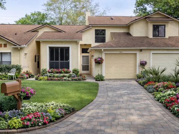 703 Swan Ln, Altamonte Springs, FL 32701