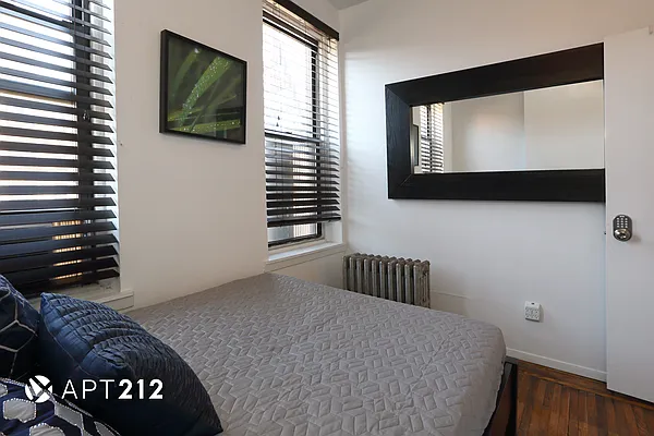 Rented by APT212 INC | media 10