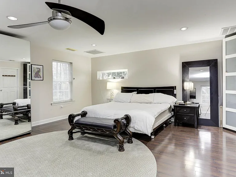 7465 Browns Bridge Rd — Photo 12