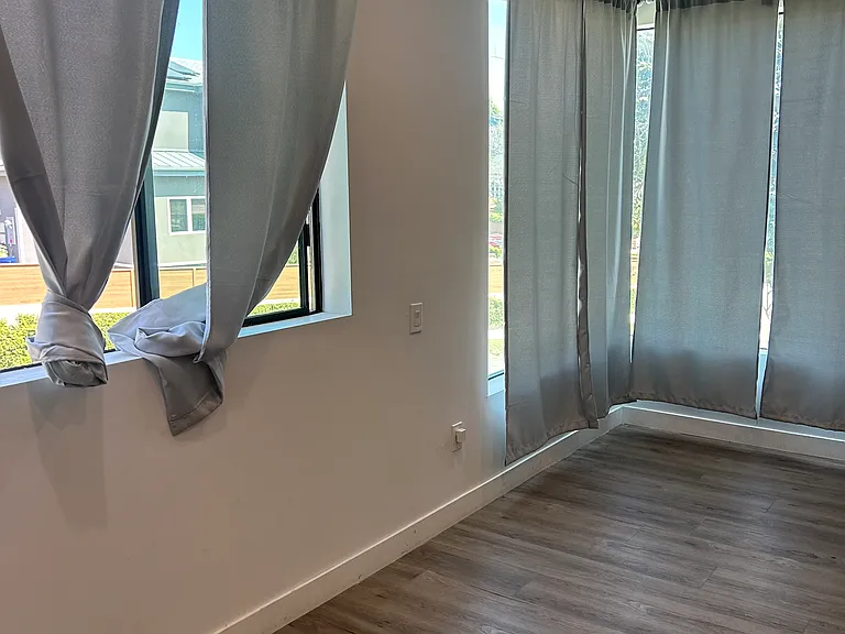 10841 Wilkins Ave #1/2 — Photo 9