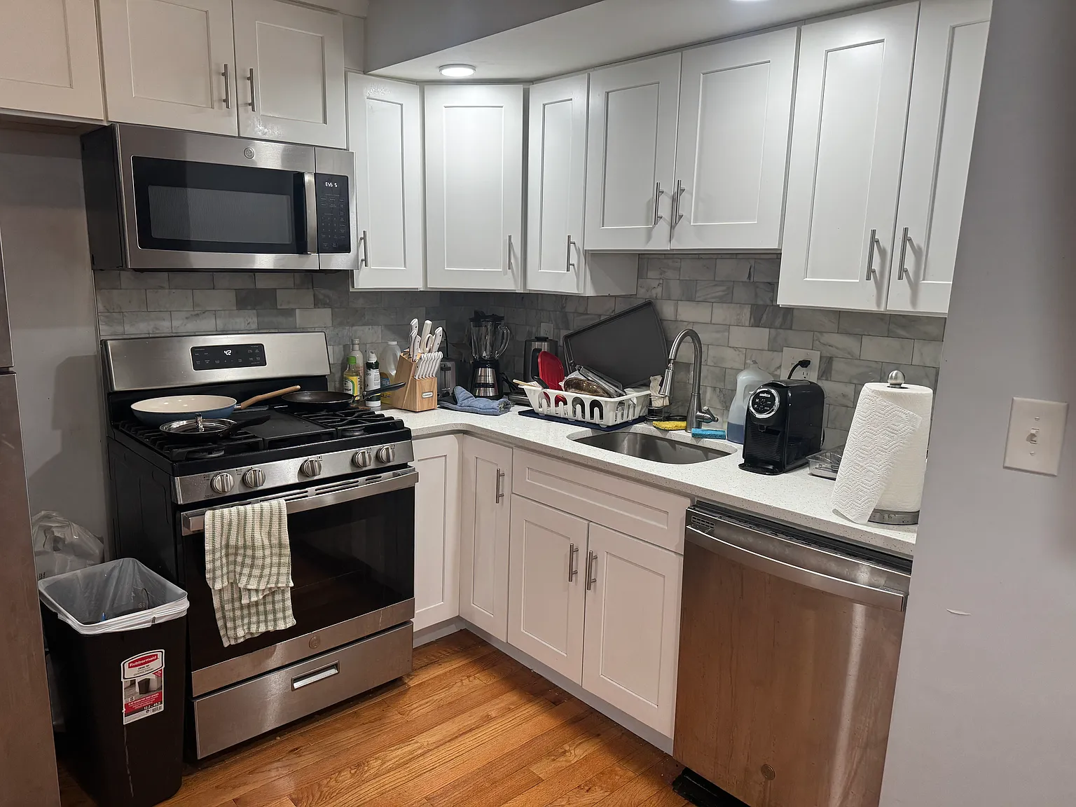 3 bed, 1500 sqft, $5,200 — Photo 4