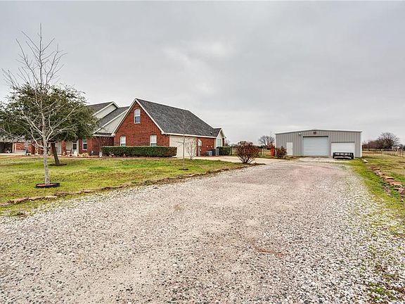 4th image of 3681 County Road 2208